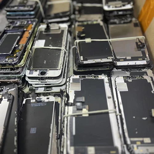 Почему iPhone LCD так важен для производительности смартфона?